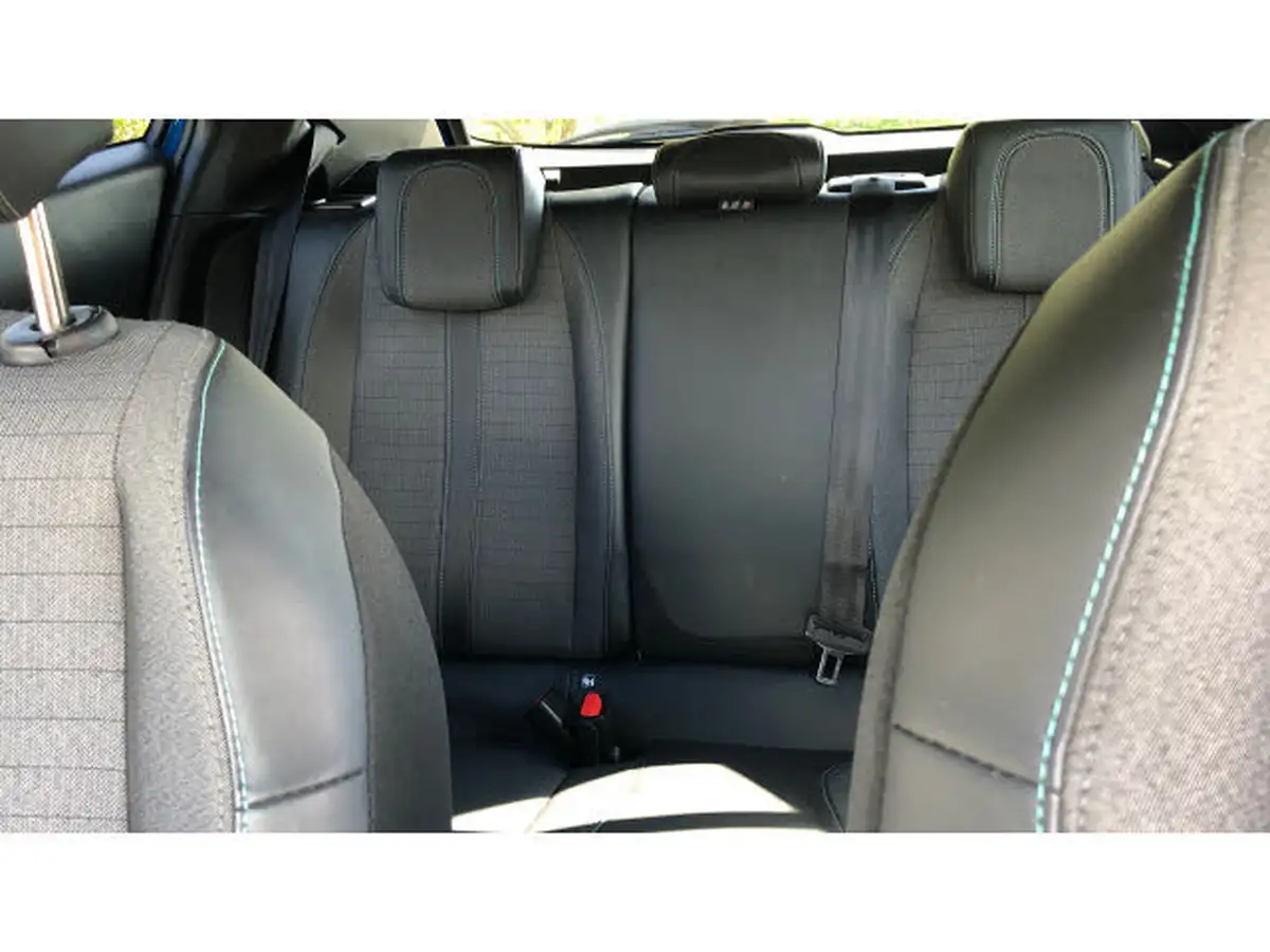 2023-peugeot-2008-suv-12-puretech-allure-premium-100bhp-big-14