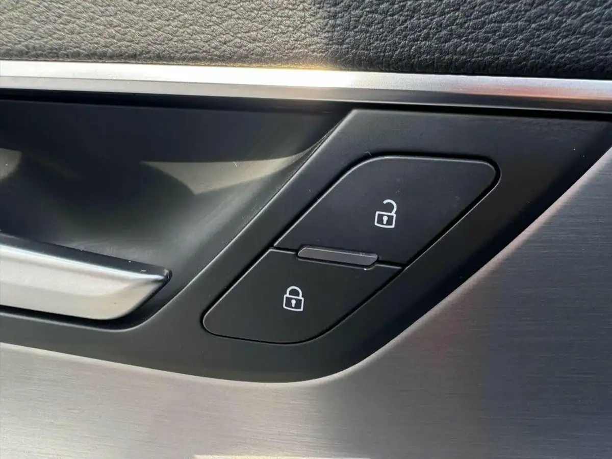 2019-audi-a6-saloon-20-40-tdi-s-line-quattro-big-41
