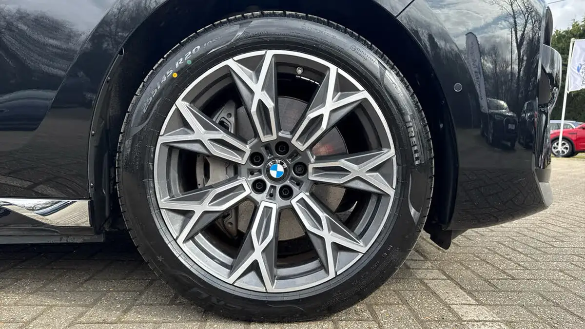 2023-bmw-7-series-e-i7-xdrive60-excellence-pro-big-16
