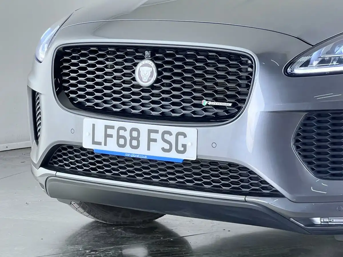 2018-jaguar-e-pace-20-i4-r-dynamic-se-249ps-big-51