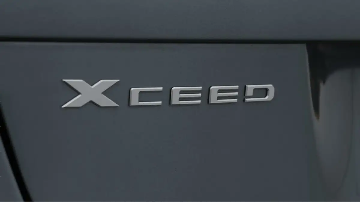 2022-kia-xceed-10-t-gdi-2-big-21