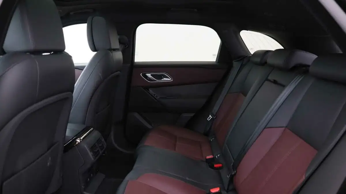 2024-land-rover-range-rover-velar-20-d200-dynamic-hse-big-3
