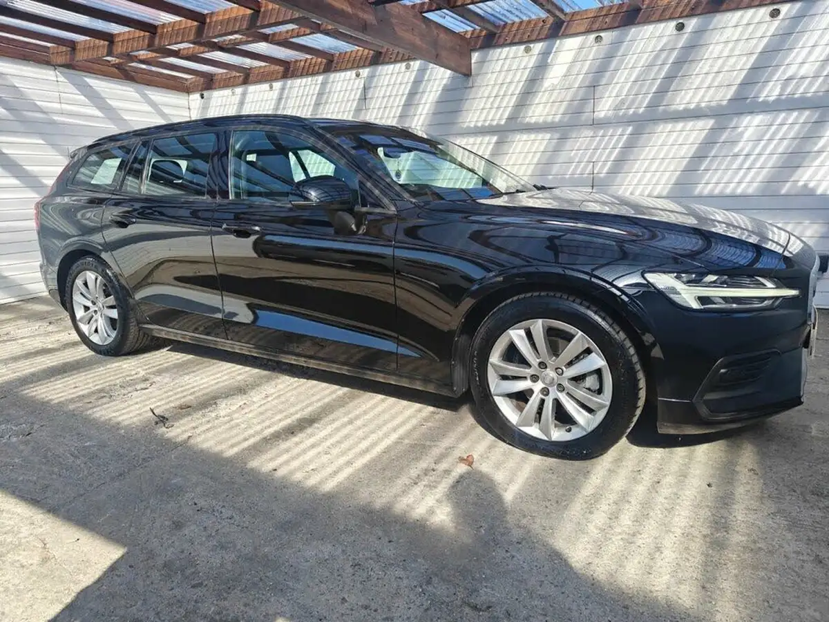 2018-volvo-v60-20td-d4-momentum-geartronic-big-7