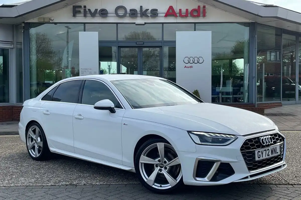 2022-audi-a4-20-35-tfsi-s-line-tronic-big-0