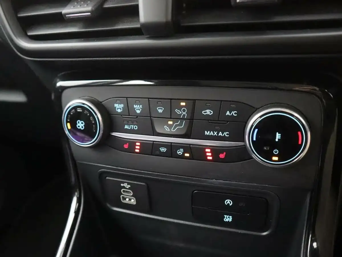 2022-ford-ecosport-10t-titanium-big-31