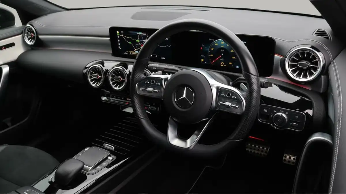 2022-mercedes-benz-a-class-13-a200-amg-line-executive-edition-saloon-4d-7g-dct-big-9