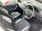 2016-dacia-sandero-stepway-09-tce-laureate-small-14