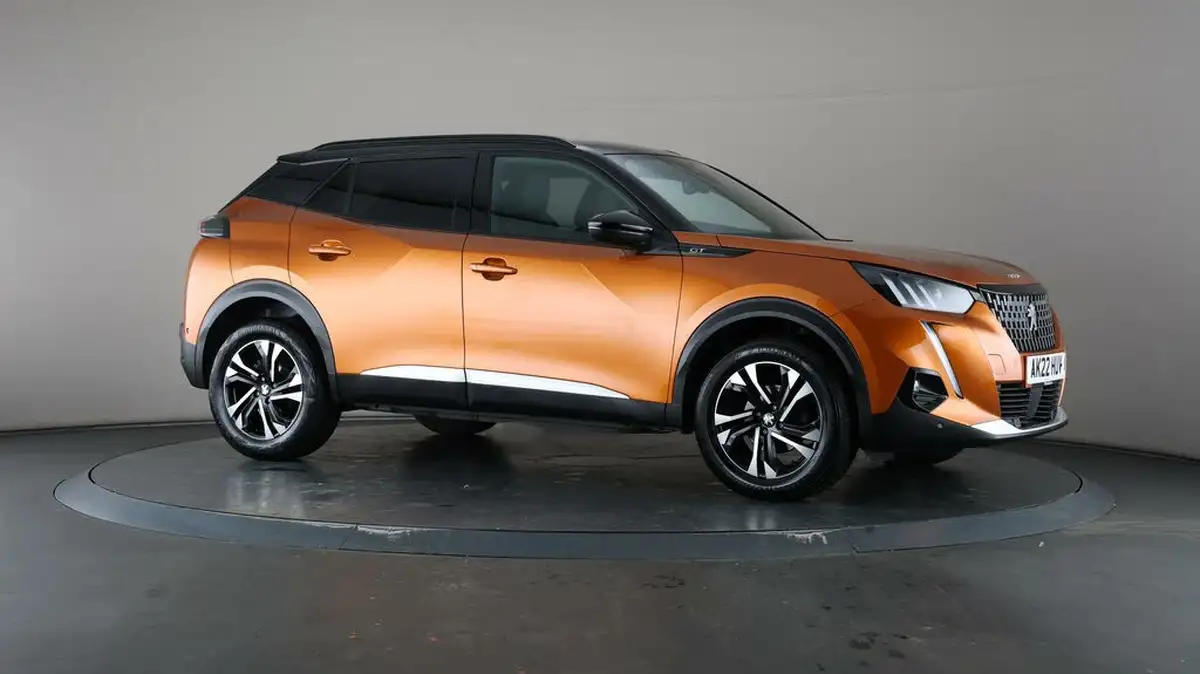 2022-peugeot-2008-suv-12-puretech-gt-big-57