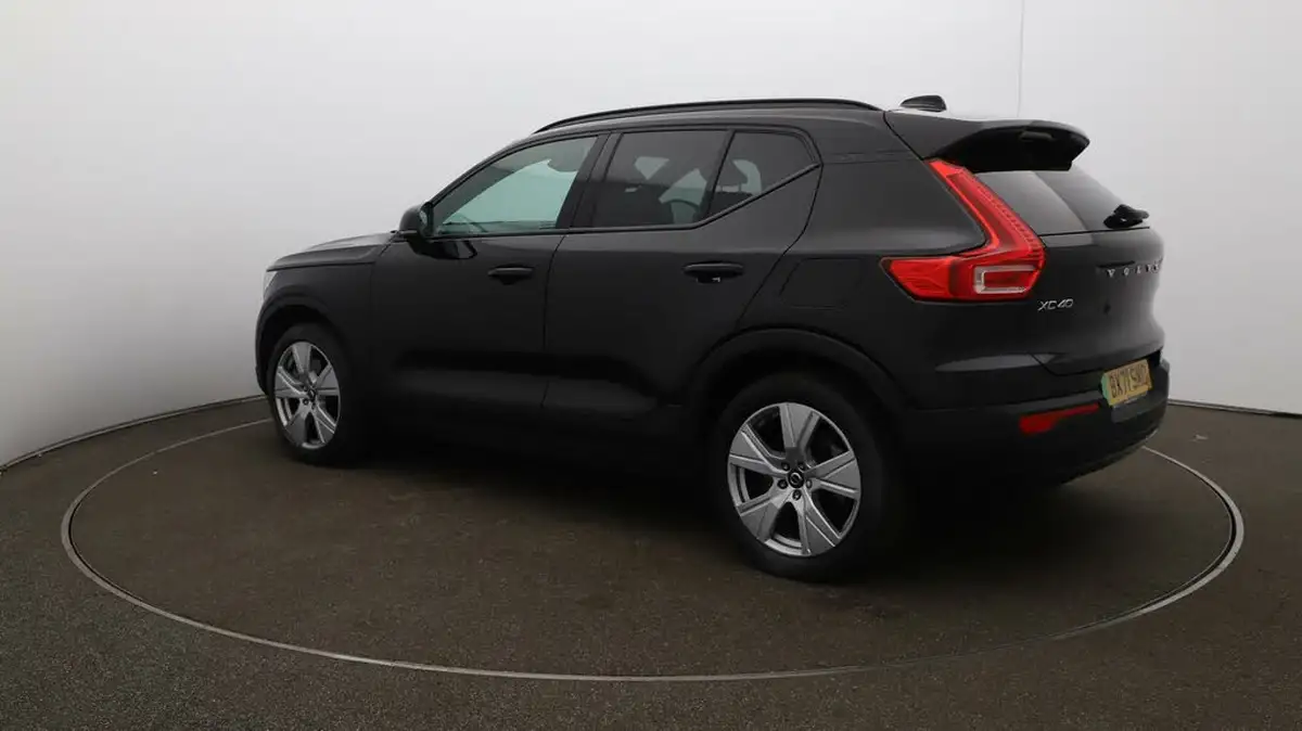 2021-volvo-xc40-e-twin-recharge-big-34
