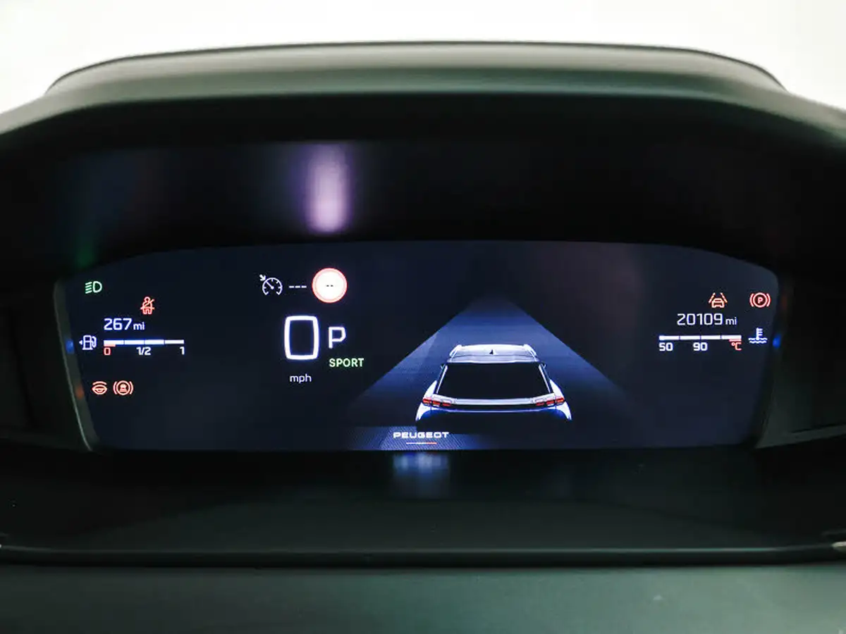 2023-peugeot-2008-suv-12-puretech-allure-eat8-big-17