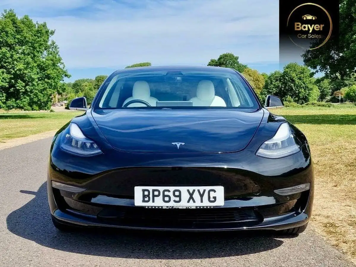2019-tesla-model-3-e-4x4-performance-pack-big-18