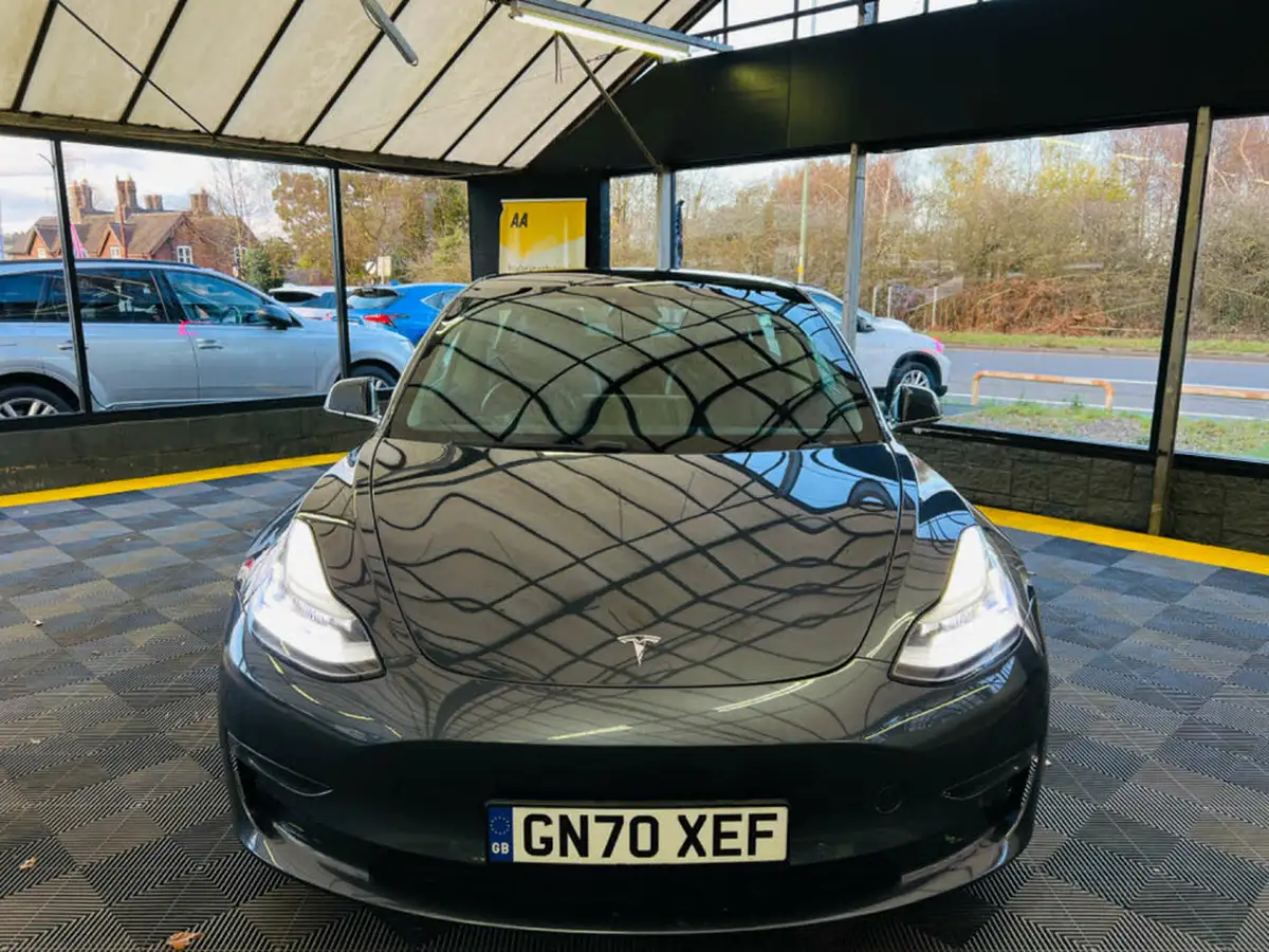2020-tesla-model-3-e-long-range-big-3
