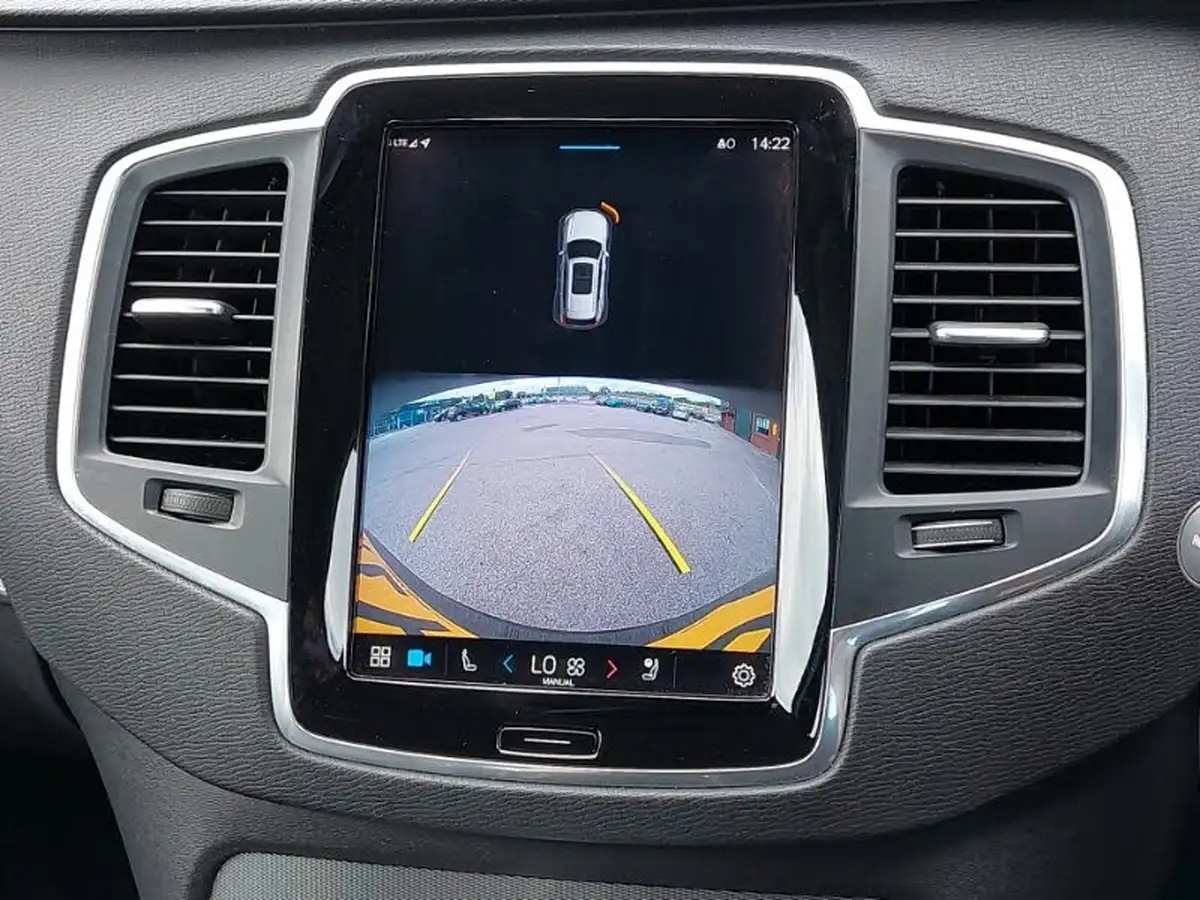 2022-volvo-xc90-20-b5-core-big-10