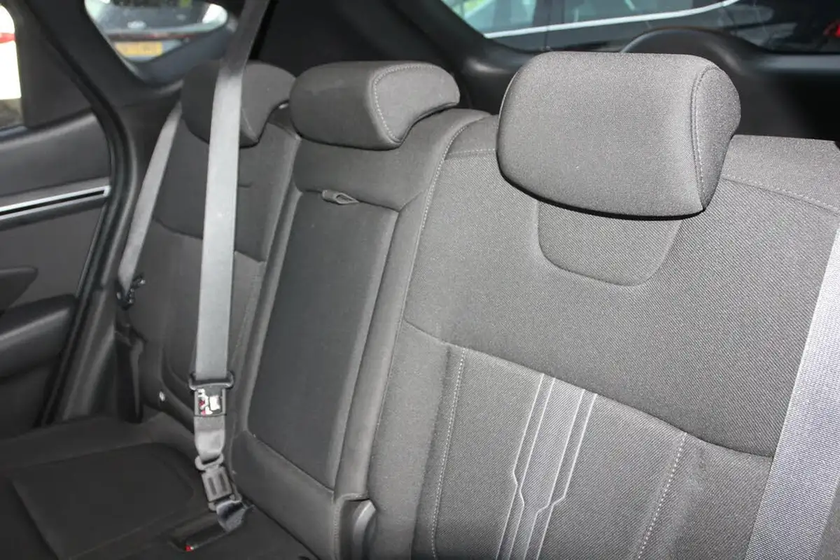 2022-hyundai-tucson-16-t-gdi-premium-150ps-big-13
