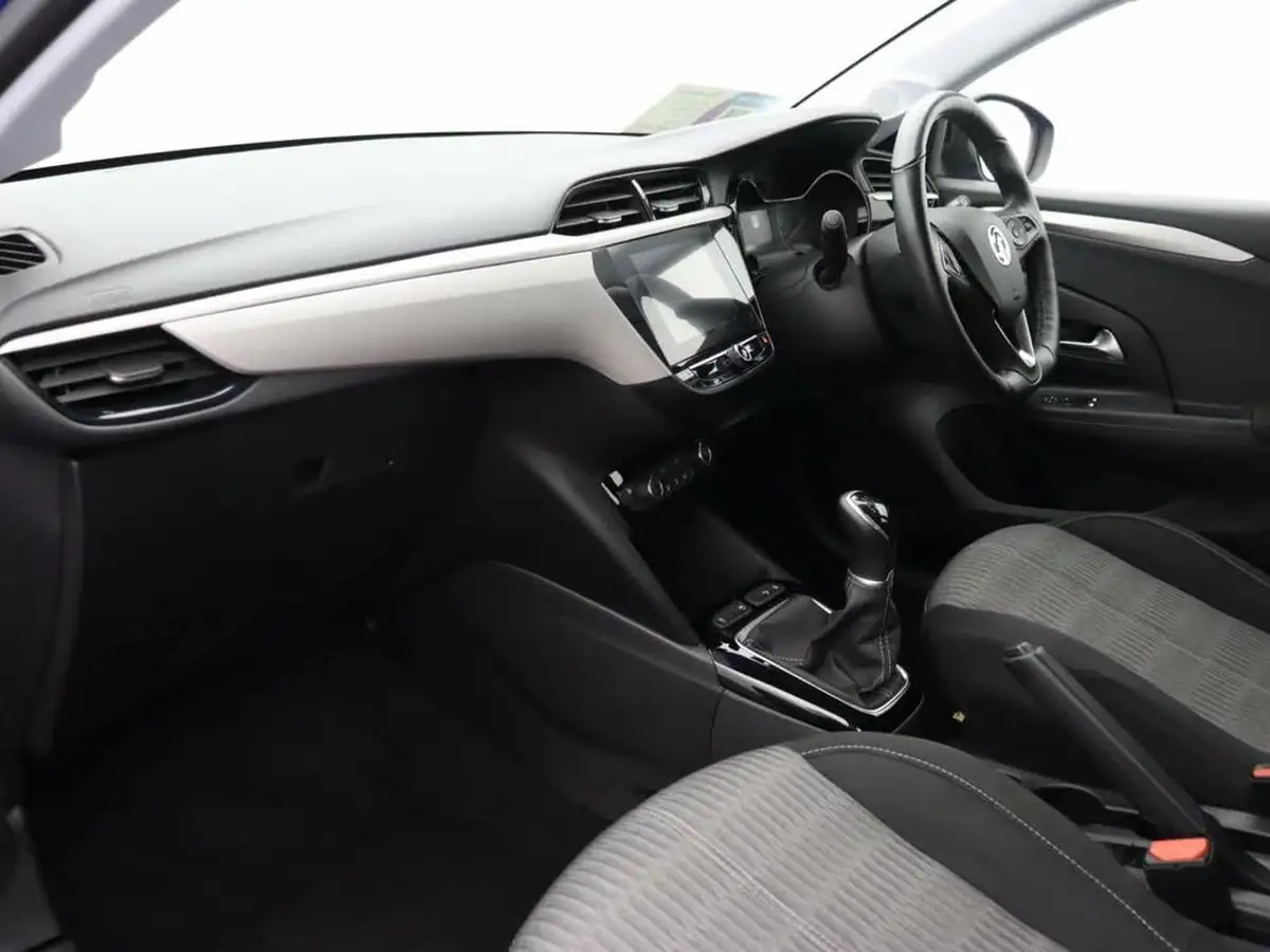 2020-vauxhall-corsa-12i-se-premium-big-18