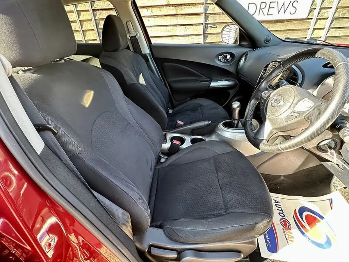 2012-nissan-juke-16-acenta-premium-16v-1598cc-big-28