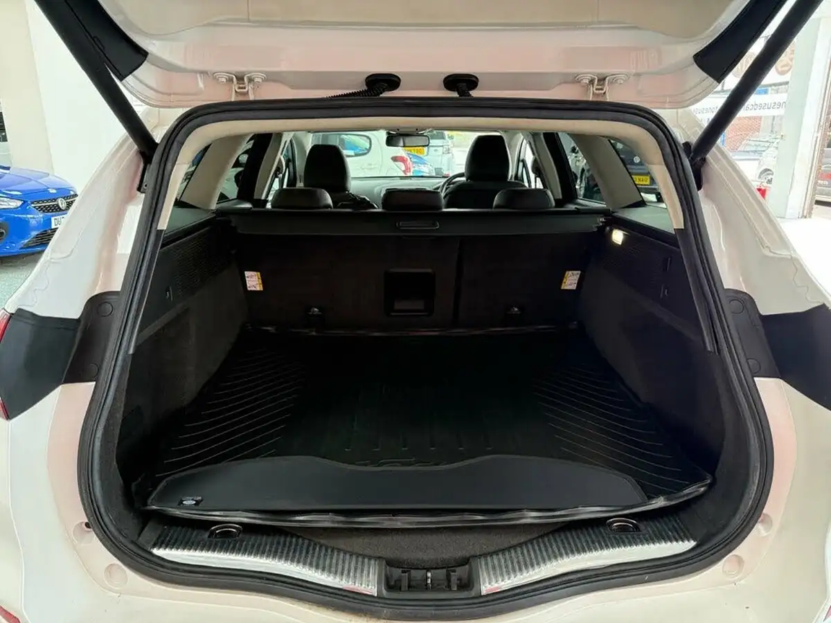 2019-ford-mondeo-15t-titanium-edition-estate-big-11