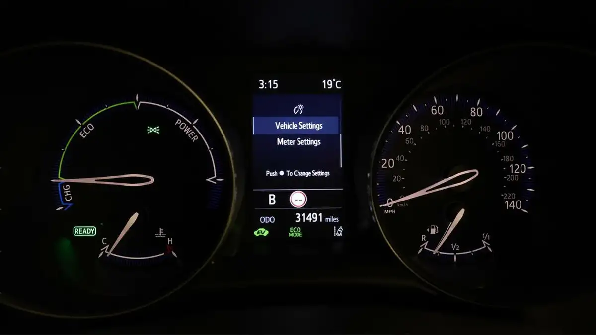 2021-toyota-c-hr-18-vvt-i-icon-big-9