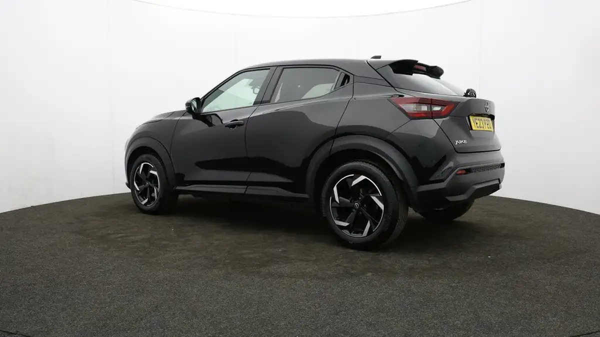 2023-nissan-juke-10-dig-t-n-connecta-dct-big-70