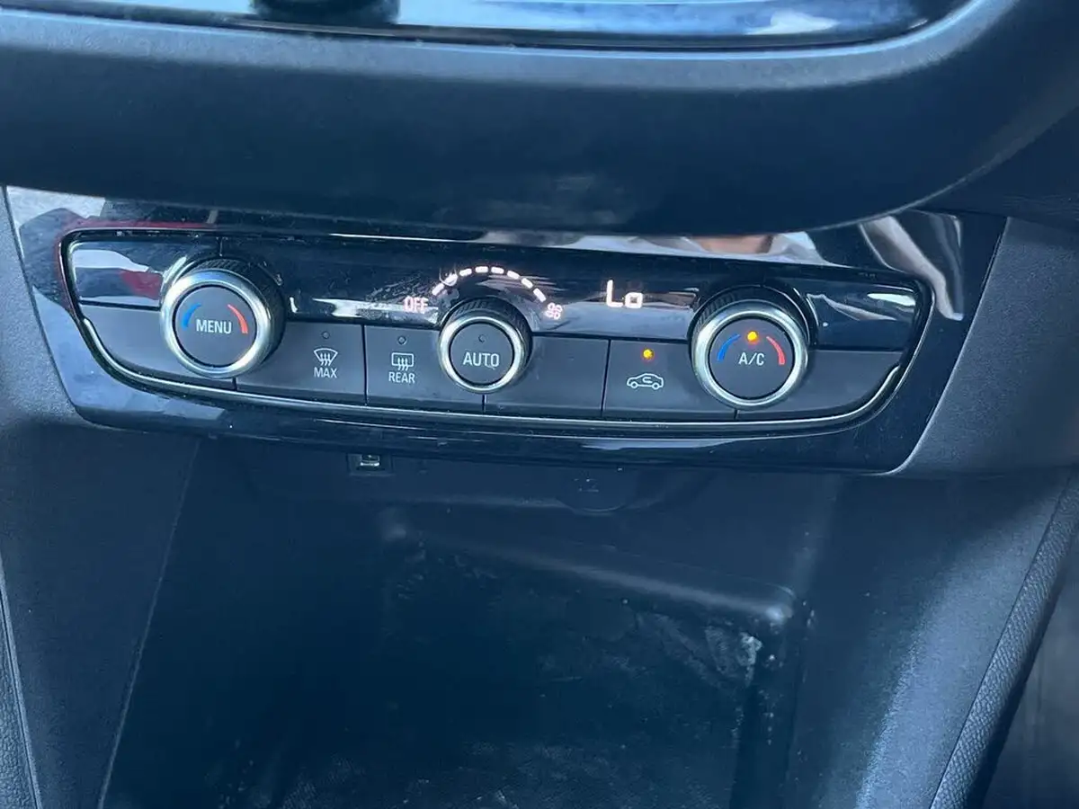 2023-vauxhall-corsa-12i-gs-big-21