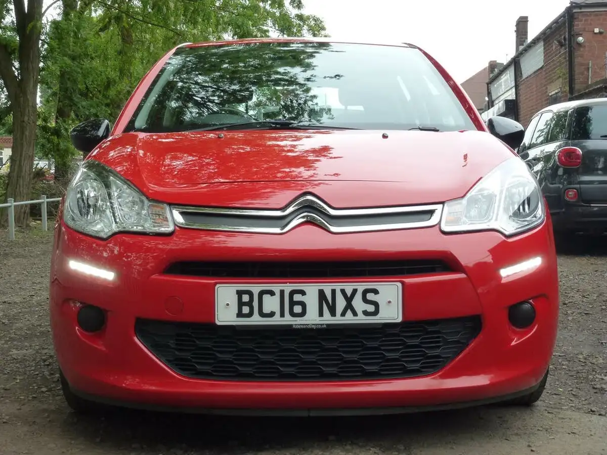2016-citroen-c3-10-edition-big-5