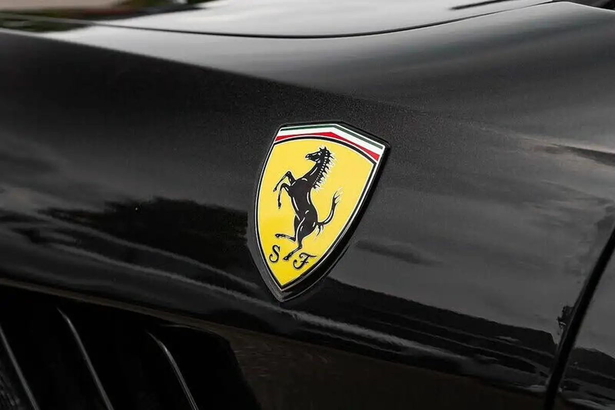 2018-ferrari-gtc4lusso-t-v8-603-bhp-big-22
