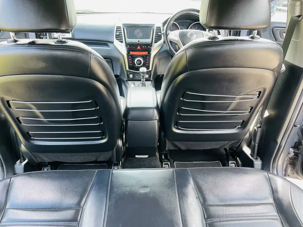 2016-kgm-ssangyong-tivoli-16-ex-big-52