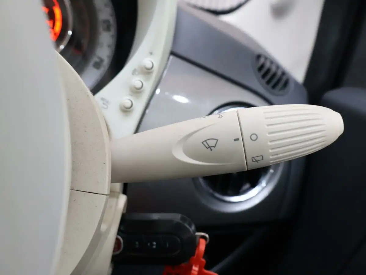 2017-fiat-500-12-lounge-big-29