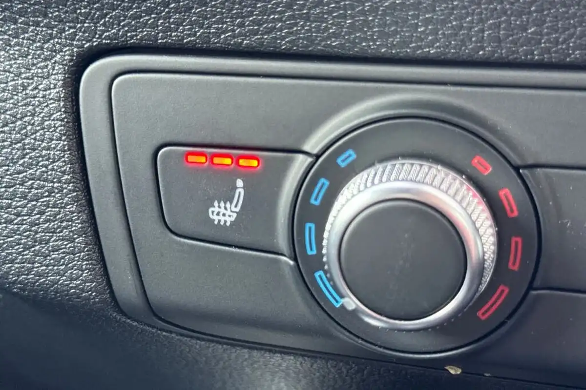 2024-audi-q2-15-35-tfsi-s-line-tronic-big-45