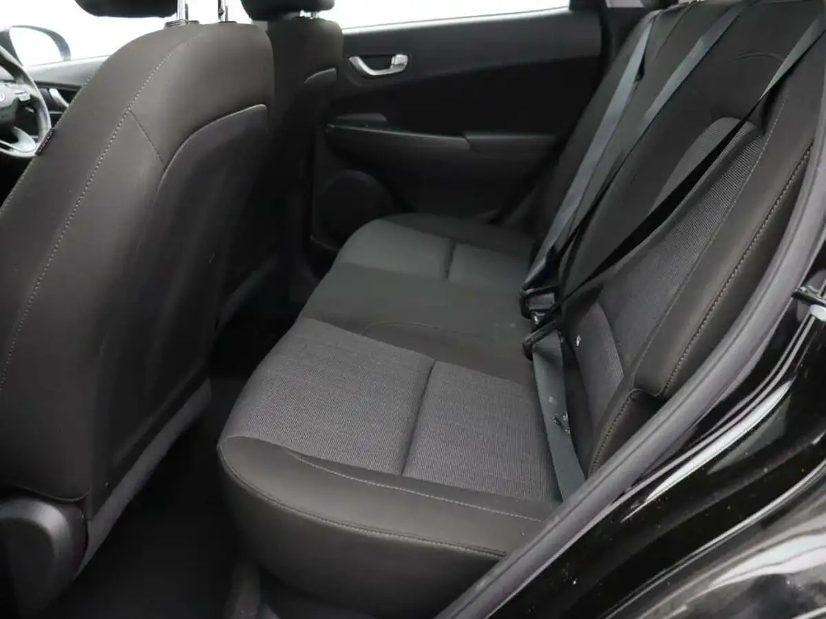 2021-hyundai-kona-10-t-gdi-se-connect-big-14