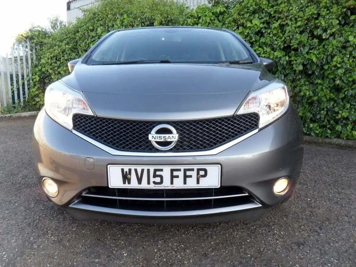 2015-nissan-note-12-tekna-big-13