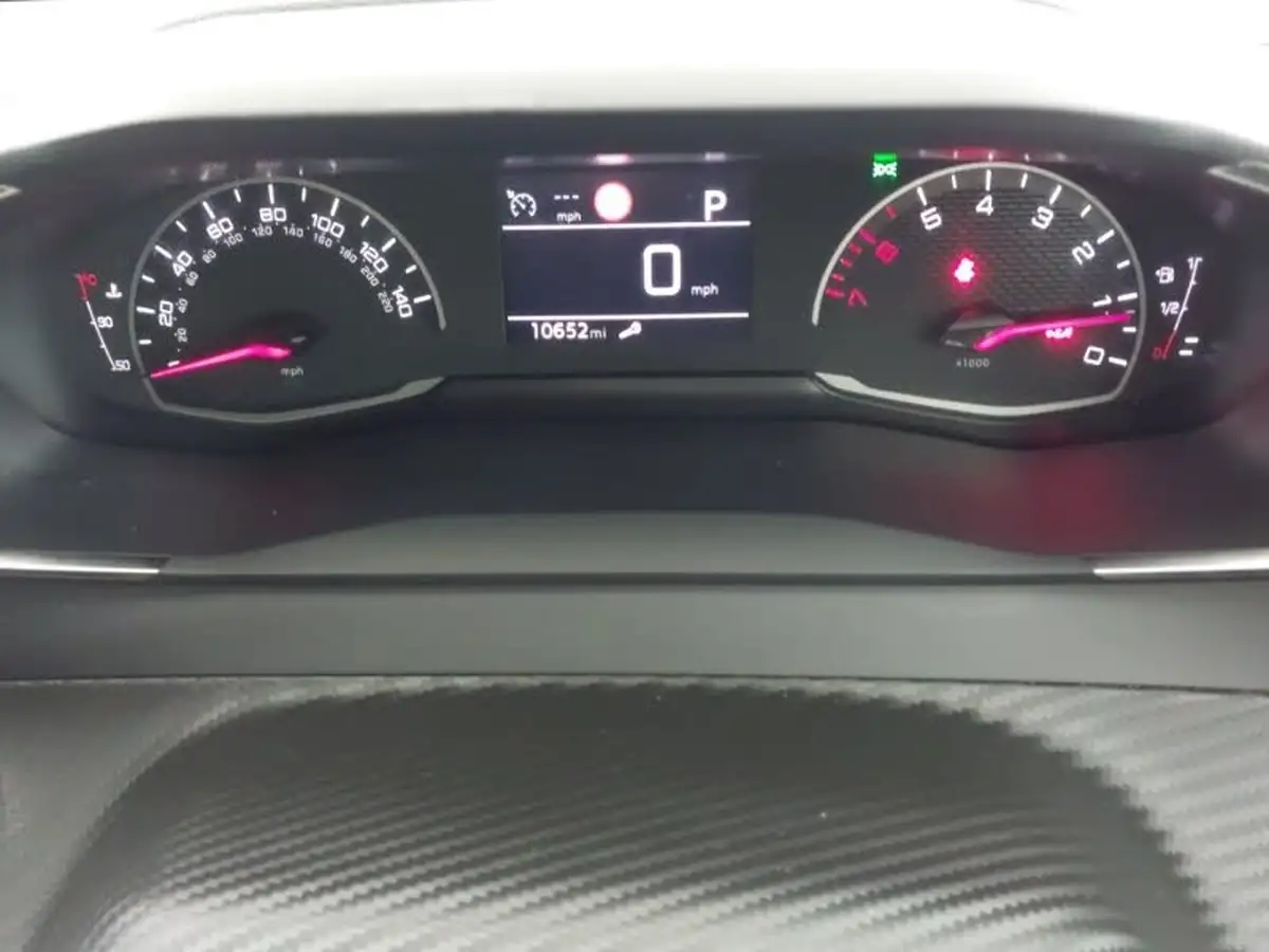 2023-peugeot-208-12-puretech-active-premium-100ps-eat8-big-9