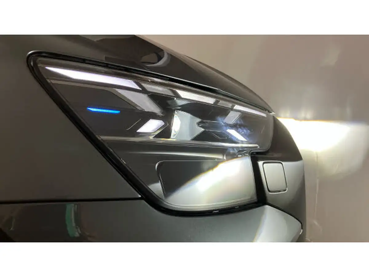 2024-audi-rs-q8-40-tfsi-launch-edition-big-39
