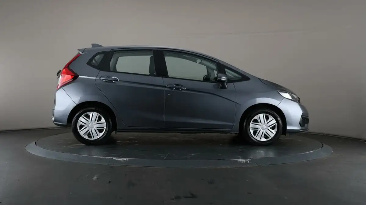 2019-honda-jazz-13-i-vtec-s-big-56
