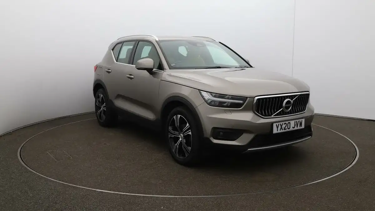 2020-volvo-xc40-20td-d3-inscription-pro-big-38