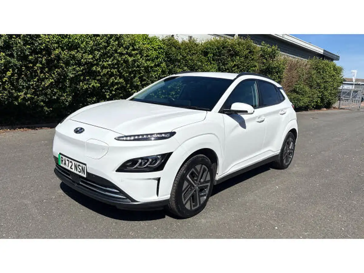 2022-hyundai-kona-e-premium-204ps-64kwh-7kw-obc-big-21