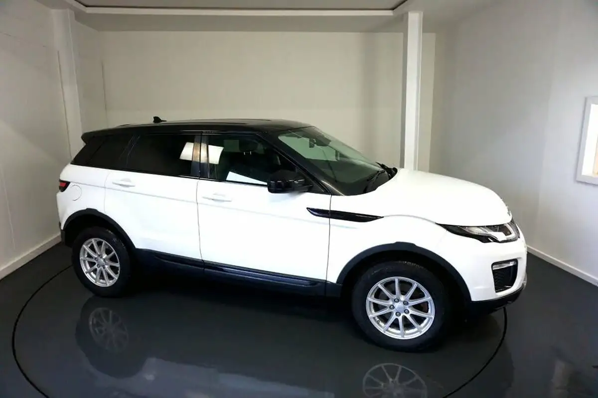 2015-land-rover-range-rover-evoque-20td4-se-tech-ss-hatchback-5d-big-10