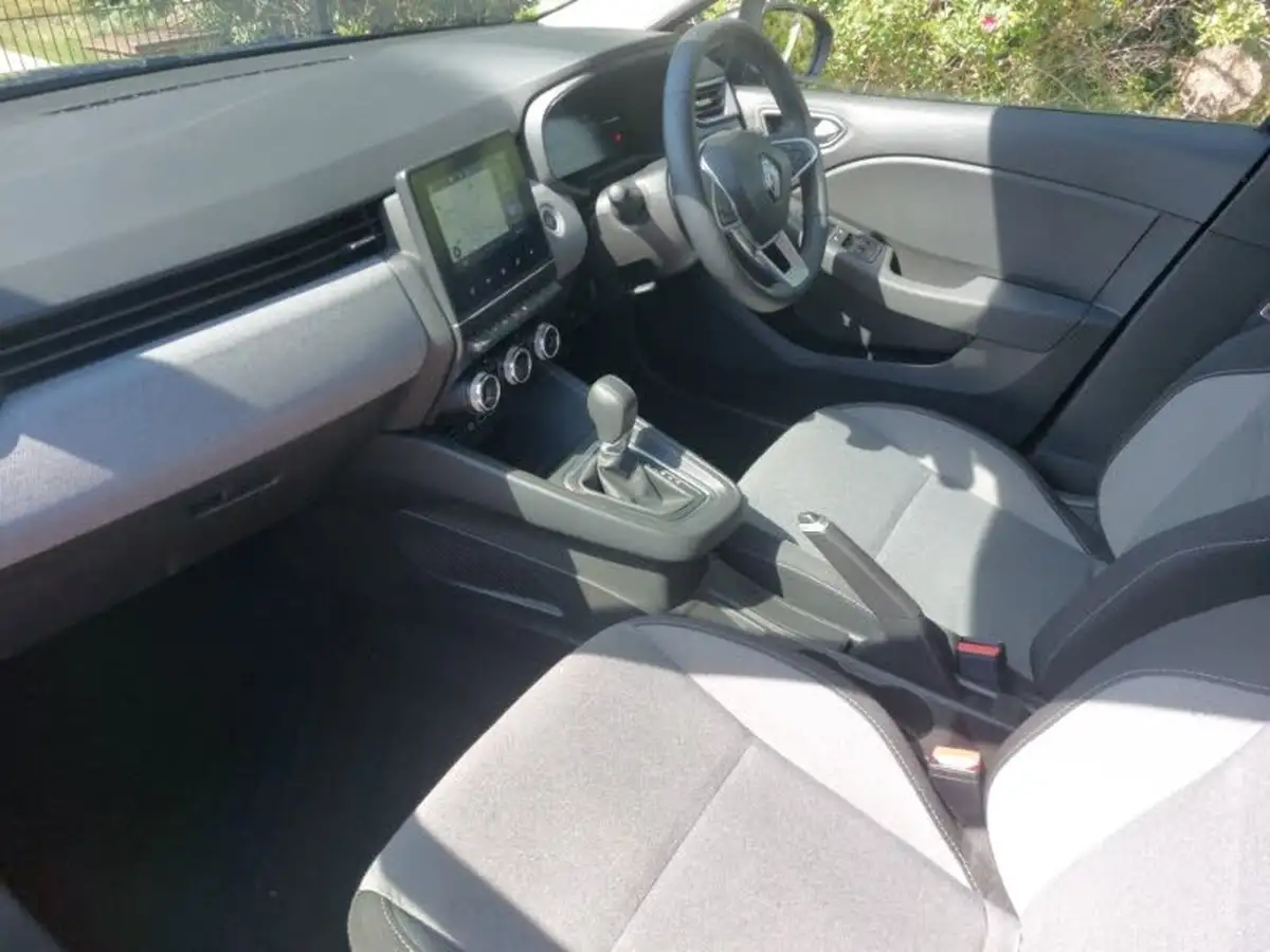 2024-renault-clio-16-evolution-big-4