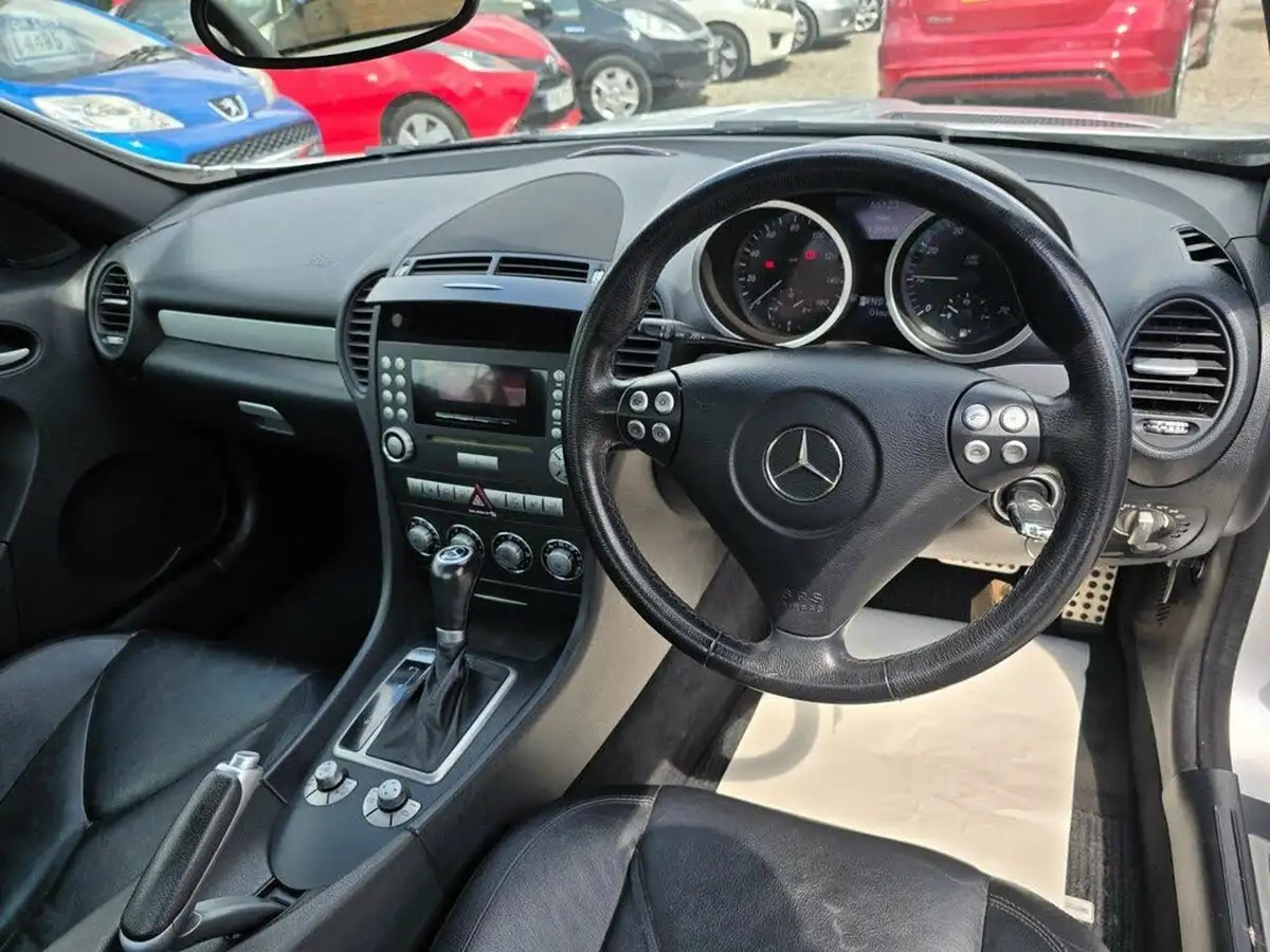 2007-mercedes-benz-slk-30-slk280-7g-tronic-big-18