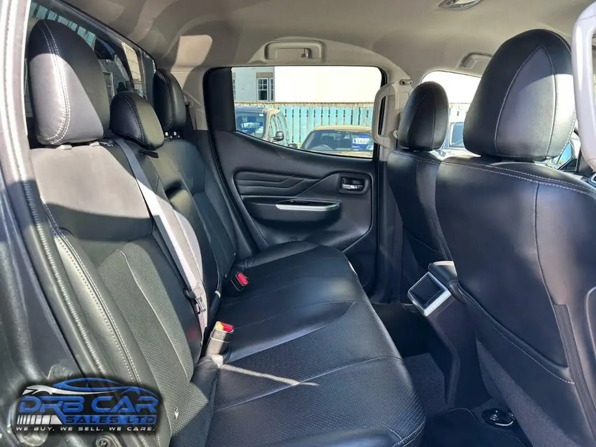 2020-mitsubishi-l200-22di-d-barbarian-big-19