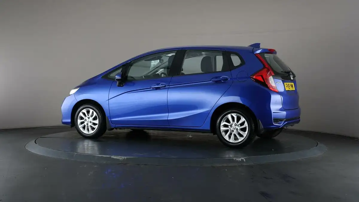 2019-honda-jazz-13-i-vtec-se-big-73