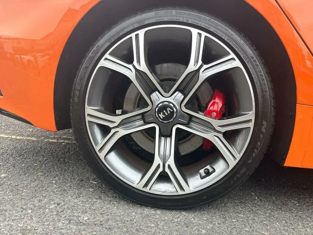2019-kia-stinger-33-t-gdi-gt-s-365bhp-big-22