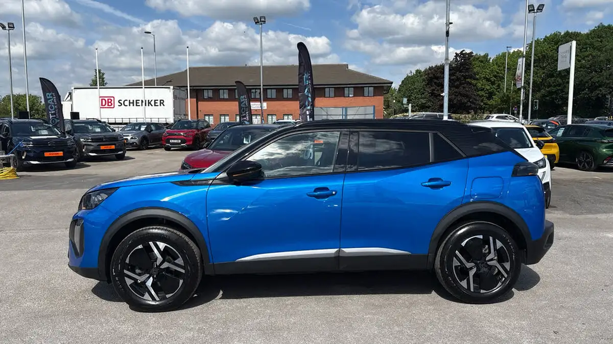2024-peugeot-2008-suv-12-puretech-gt-130ps-eat8-big-5