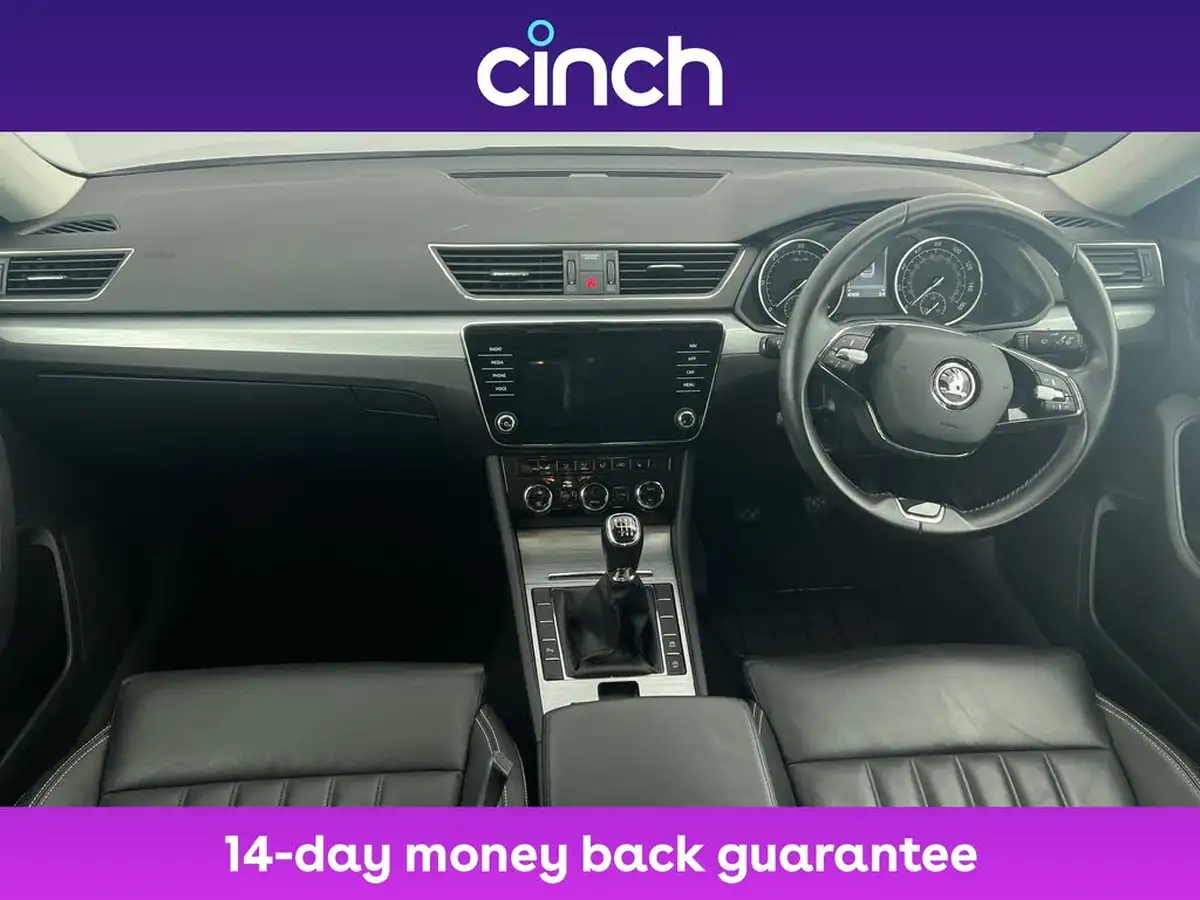 2021-skoda-superb-20tdi-se-technology-150ps-hatchback-big-14