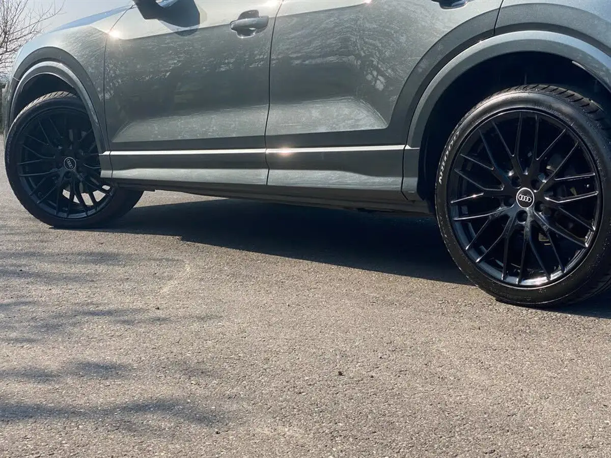 2021-audi-q2-10-30-tfsi-black-edition-big-32
