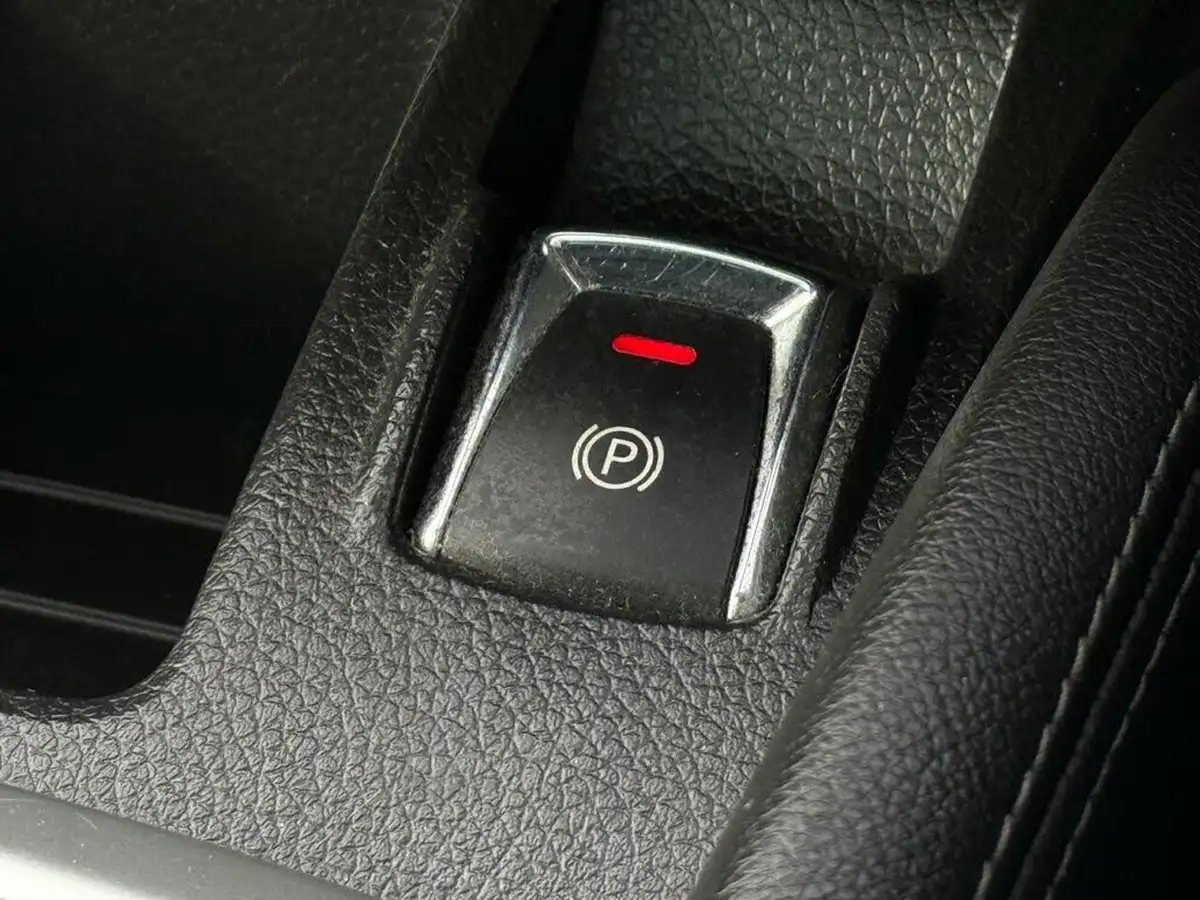2016-nissan-qashqai-16dci-tekna-big-21