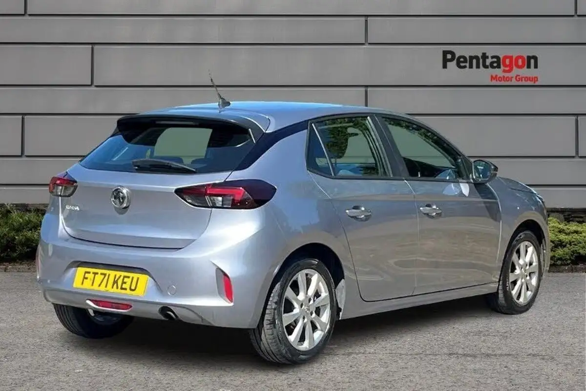 2022-vauxhall-corsa-12i-se-edition-big-3