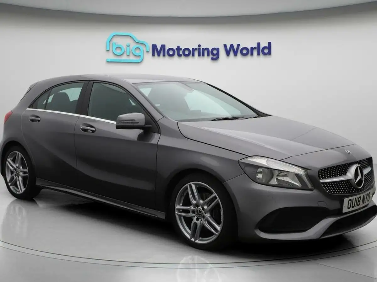 2018-mercedes-benz-a-class-16-a180-amg-line-ss-7g-dct-big-0