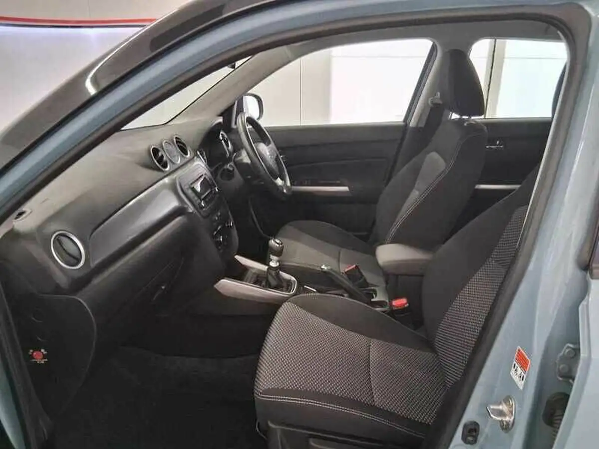 2021-suzuki-vitara-14-boosterjet-sz4-big-13