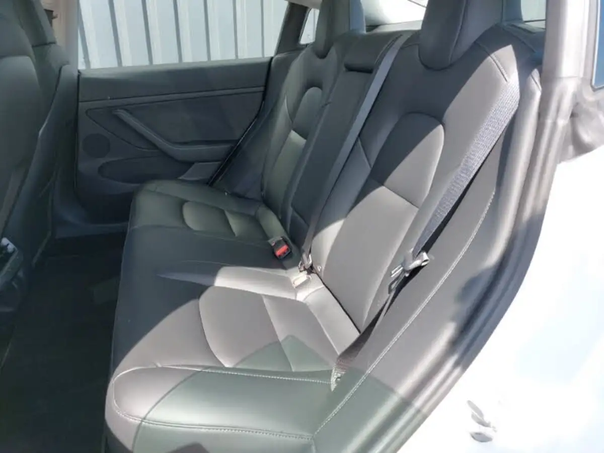 2021-tesla-model-3-e-long-range-awd-big-5